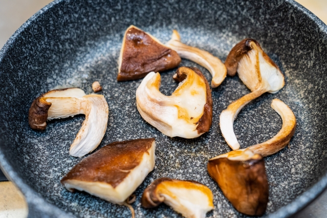 椎茸の焼き方を解説！グリル・トースター・フライパン・ホットプレートと多彩！