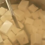 麻婆豆腐の豆腐を茹でるのはなぜ？茹でる理由とその方法を解説！