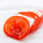 カプレーゼのトマトの切り方を簡単にする方法についてご紹介！