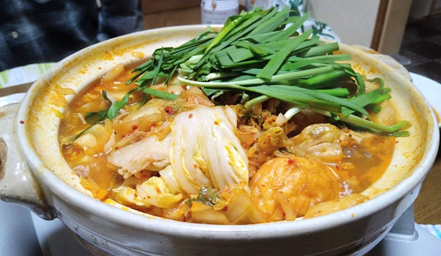 キムチ鍋の具材は野菜だと何を入れる？美味しさと栄養を満喫しよう！